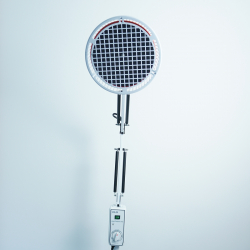 Lampa lecznicza TDP na poczerwień z zegarem mechanicznym