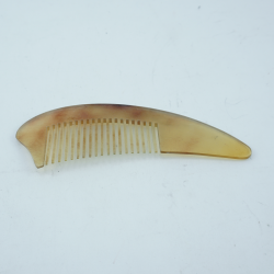 Grzebień tradycyjny z rogu baraniego do masażu głowy na porost włosów