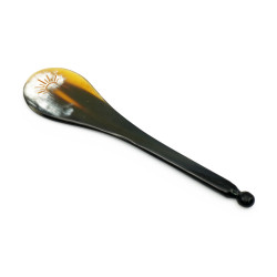 Płytka Gua Sha z rogu bawolego do masażu twarzy - Wschód - pałeczka