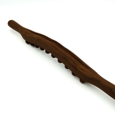Drewniany masażer antycellulitowy i drenujący